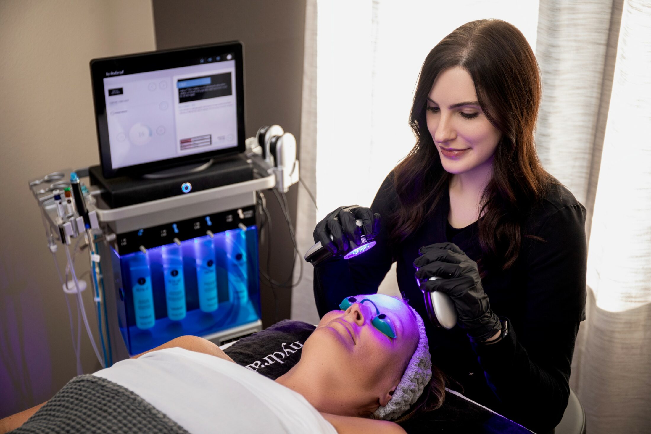 HydraFacial